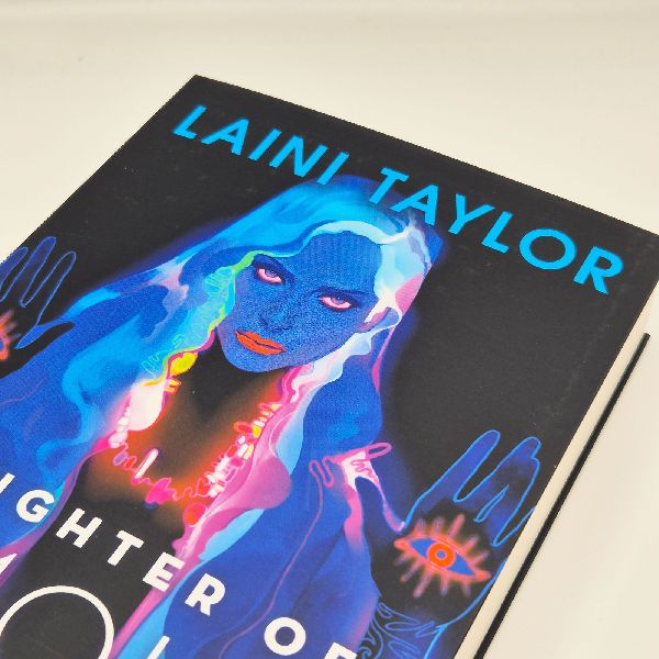 Daughter of Smoke and Bone 